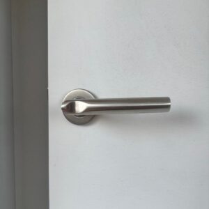 RVS deurkruk Linea  Bertomani
